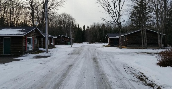 Glenview Cottages image 5